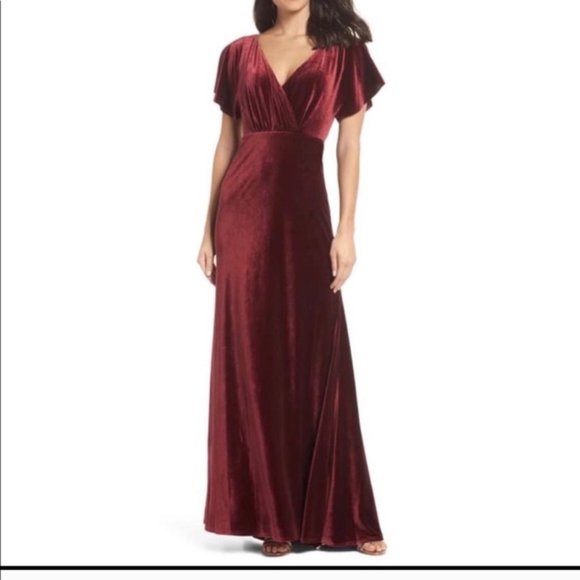 Jenny Yoo Dresses & Skirts - NWT Jenny Yoo Ellis Velvet Dress in Dark Berry